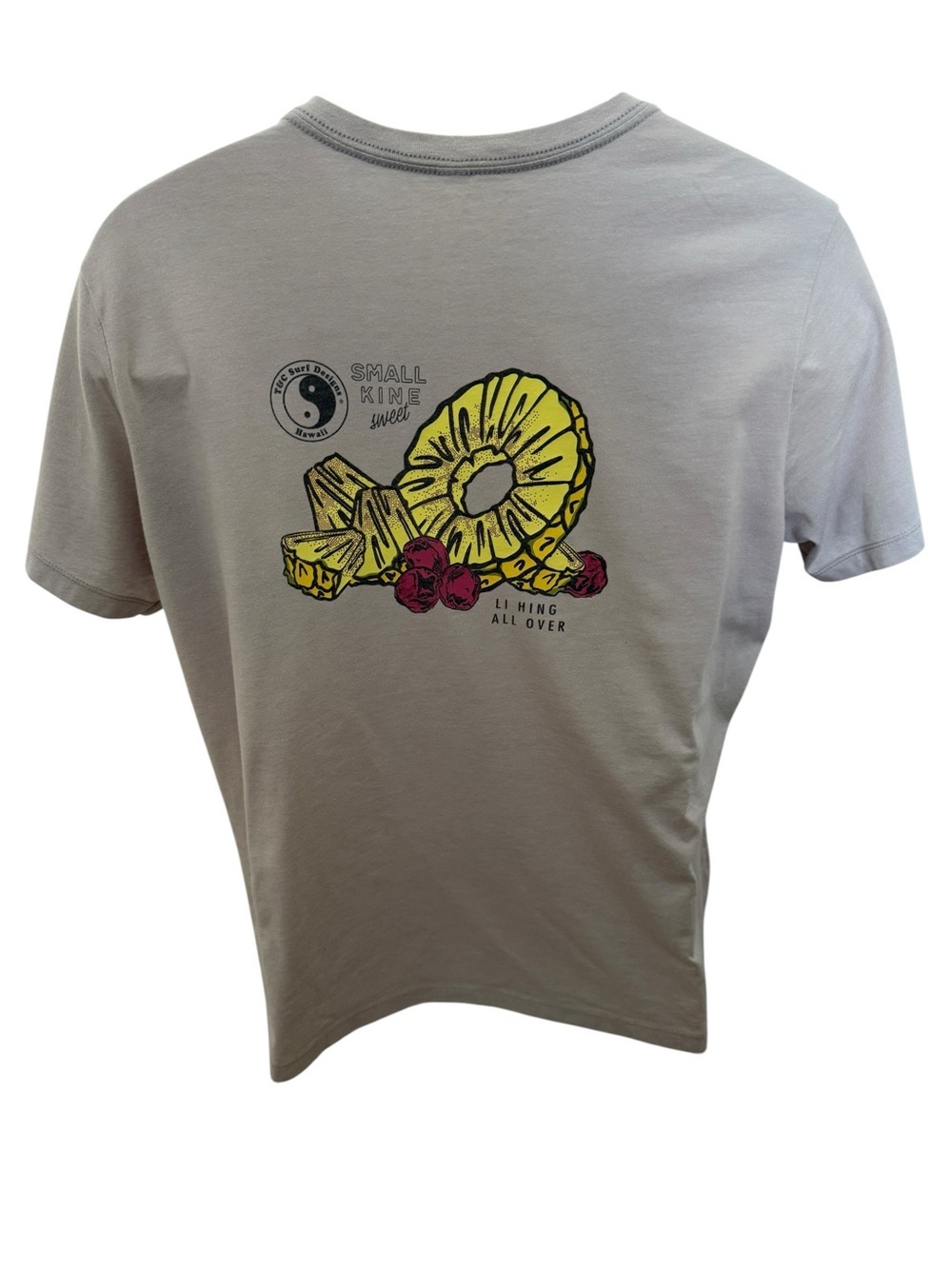 T&C Surf Designs Hawaii “Small Kine Sweet Li Hing All Over” Tee Shirt Men XL